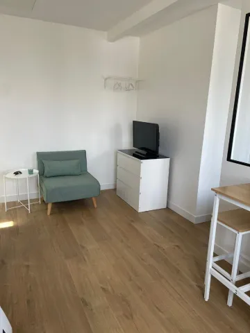 Location Studio Paris Paris 7