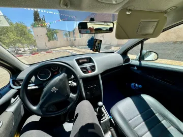 Peugeot 207 2013 Plus 10