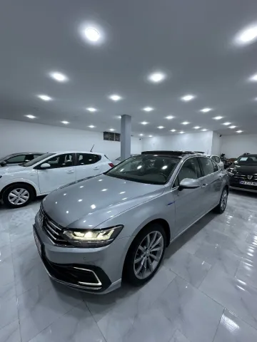 Volkswagen Passat 2021 GTE 2