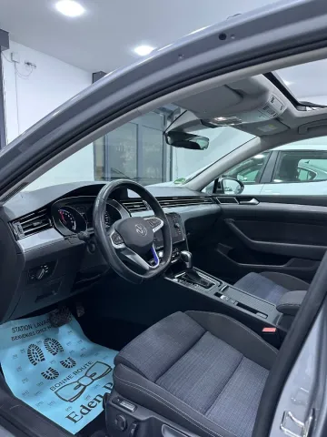 Volkswagen Passat 2021 GTE 7