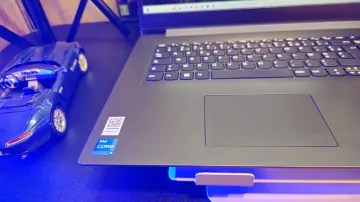 Lenovo ideapad V13 3