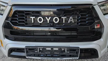 Toyota Hilux 2024 GR 28