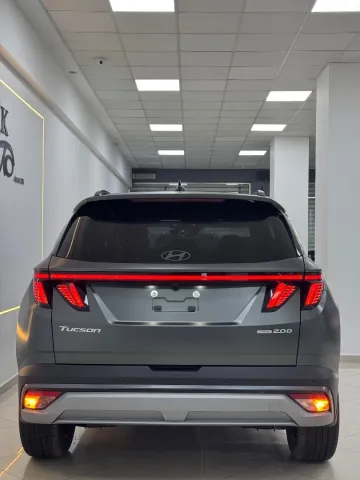 Hyundai TUCSON 2025 12