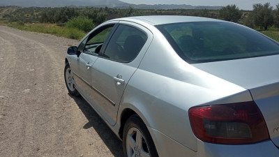 berline-peugeot-407-2004-tazmaltdaira-bejaia-algerie