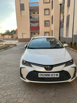 voitures-toyota-corolla-2023-boumerdes-algerie