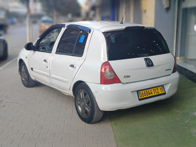 voitures-renault-clio-campus-2012-el-eulma-setif-algerie