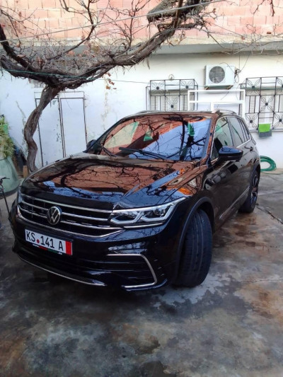 tout-terrain-suv-volkswagen-new-tiguan-2022-r-line-tiaret-algerie