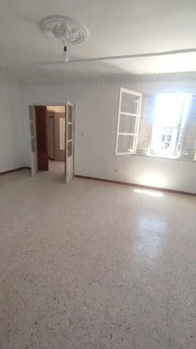 Location Appartement F4 Alger Dely brahim