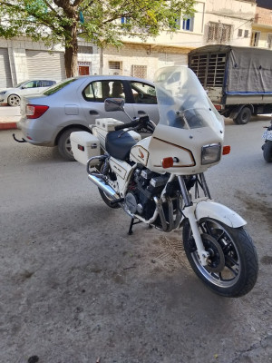 motos-et-scooters-honda-cbx-750-batna-algerie