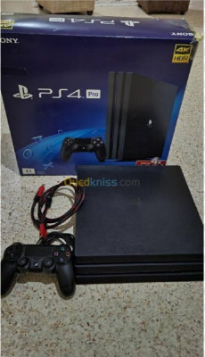 playstation-ps4-pro-1tb-version-115-avec-sa-boite-bouzareah-alger-algerie