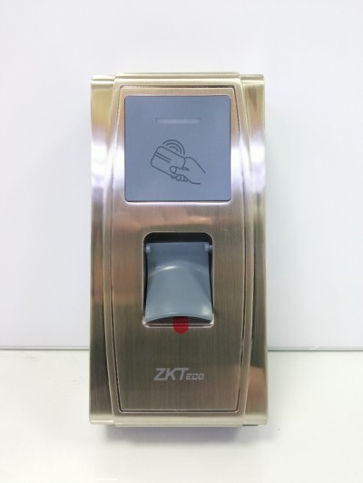 POINTEUSE BIOMETRIQUE ZKTeco MA300 ET CONTROLE D'ACCES IP66 BADGE ET CODE USB/BLUETOOTH