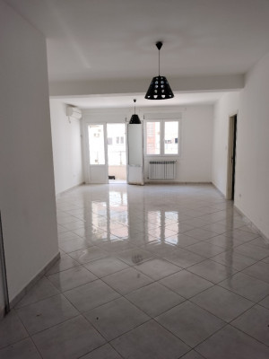 appartement-location-f4-alger-souidania-algerie