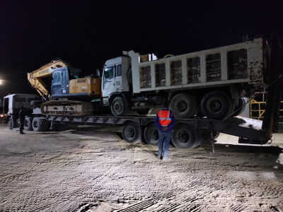 camion-port-char-porte-engin-location-2020-bechar-algerie