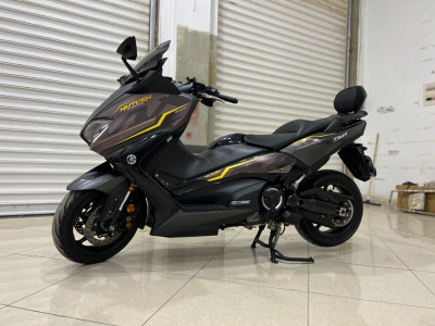 motorcycles-scooters-yamaha-tmax-2017-relizane-algeria