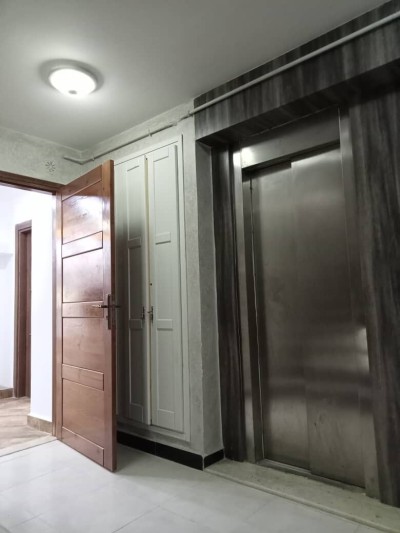 Sell Apartment F4 Alger Bordj el bahri