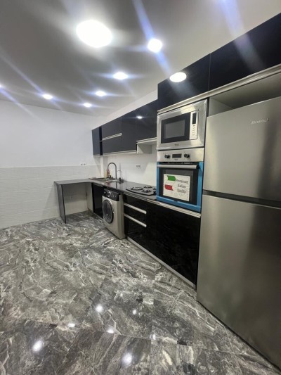 Sell Apartment F4 Alger Bordj el bahri