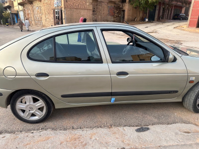 voitures-renault-megane-1-2000-frenda-tiaret-algerie