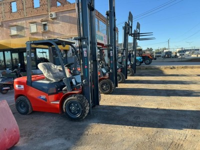 Isuzu CHARIOT ELEVATEUR 2025 