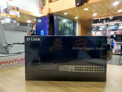 Switch D-Link 24 Ports *Gigabit* DGS-1024C Rackable