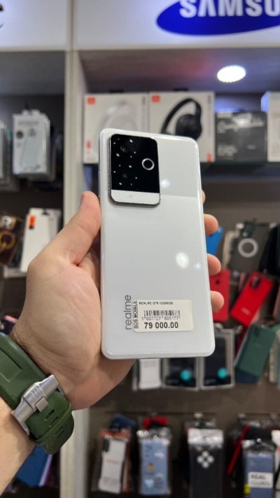REALME GT 6 12/256GB NEUF 