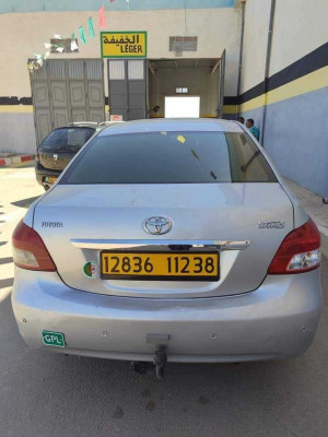 صالون-سيدان-toyota-yaris-sedan-2012-تيسمسيلت-الجزائر