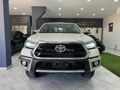 automobiles-toyota-hilux-2024-sr5-sayada-mostaganem-algerie