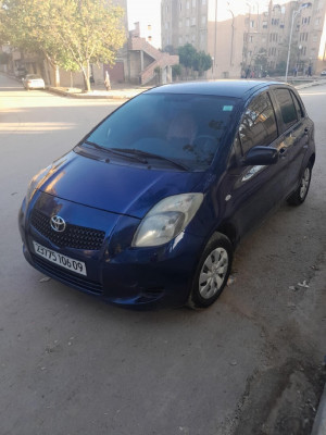 voitures-toyota-yaris-2006-el-omaria-medea-algerie