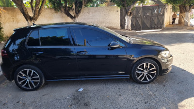 moyenne-berline-volkswagen-golf-7-2019-kouba-alger-algerie