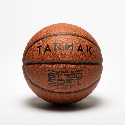 TARMAK Ballon de basket enfant BT100 T6 orange fille, garçon, femme à partir de 11 ans.