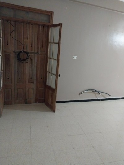 Location Appartement F2 Alger Bouzareah