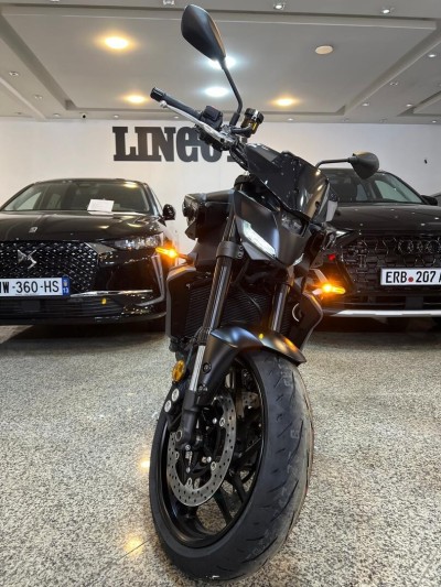 Yamaha Mt 09 performance 2025