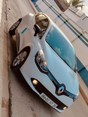 سيارة-صغيرة-renault-clio-4-2017-limited-2-وهران-الجزائر