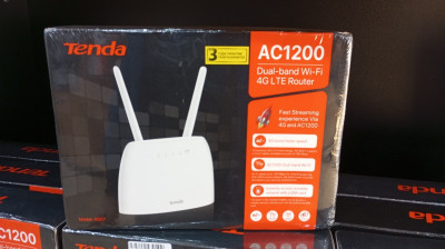 Tenda AC1200 Dual-Band Wi-Fi 4G LTE Router 4G07