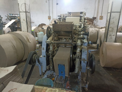 صناعة-و-تصنيع-machine-sac-papier-rs1-تلمسان-الجزائر