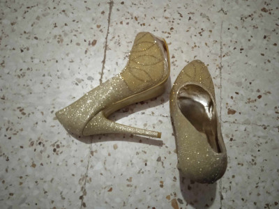 آخر-chaussures-pour-fete-رايس-حميدو-الجزائر
