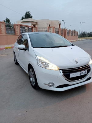 voitures-peugeot-208-2015-allure-setif-algerie