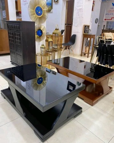 table basse en bois hetre marron-noir-blanc cassé-gris