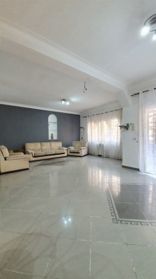 Rent Villa Alger Said hamdine