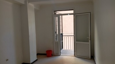 كراء شقة 4 غرف الجزائر بئر خادم