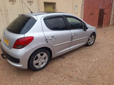 voitures-peugeot-207-2012-bounoura-ghardaia-algerie