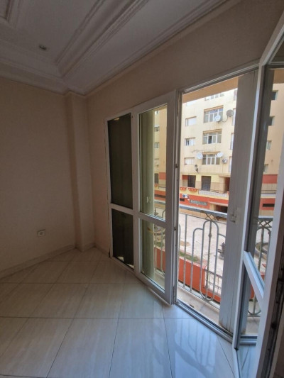 appartement-vente-f4-alger-mohammadia-algerie