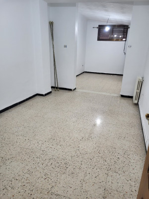 appartement-location-f4-alger-said-hamdine-algerie