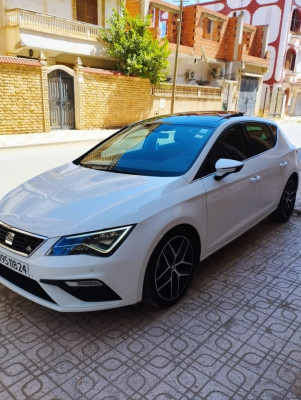 voitures-seat-leon-2018-guelma-algerie