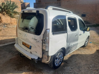 voitures-citroen-berlingo-2011-bou-saada-msila-algerie