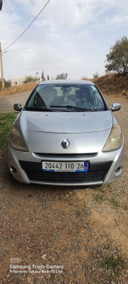 voitures-renault-clio-3-2010-el-guelbelkebir-medea-algerie