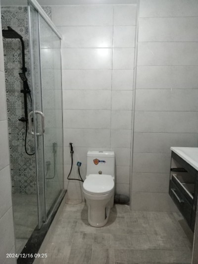 Sell Apartment F5 Alger El achour