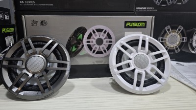Haut Parleur Marin Fusion XS 200W 6.5" LED RGB