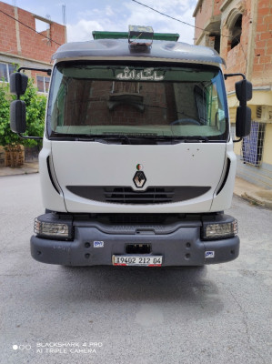 شاحنة-midlum-220dxi-renault-2012-عين-البيضاء-أم-البواقي-الجزائر