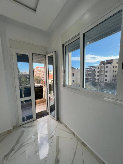 appartement-vente-f3-alger-el-harrach-algerie