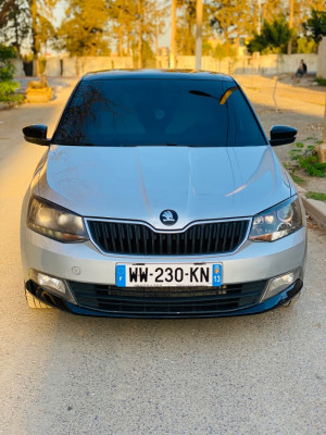 voitures-skoda-fabia-2016-style-avec-toit-panoramique-guerrouaou-blida-algerie